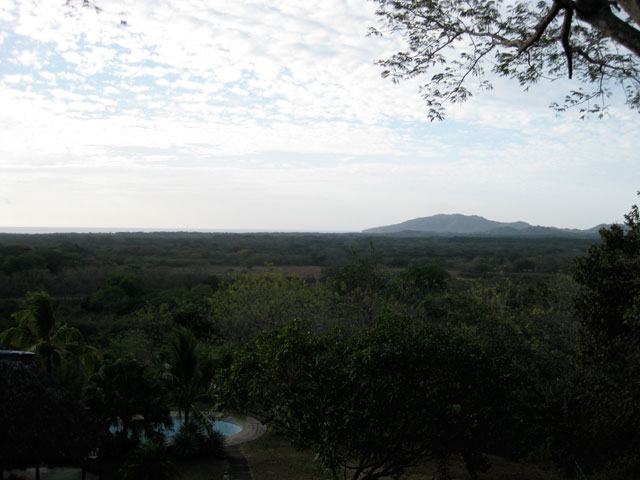 Looking over the costa rican jungle