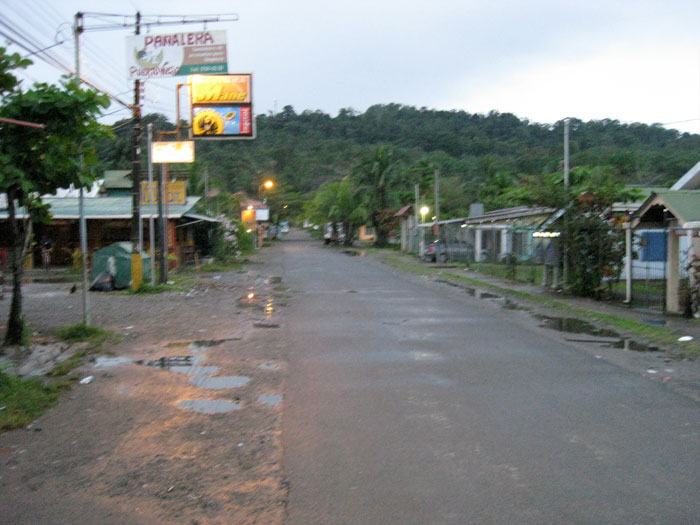 Puerto Veijo streets at 6am