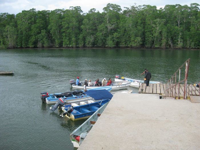 Puerto Qumbia Boat Dock